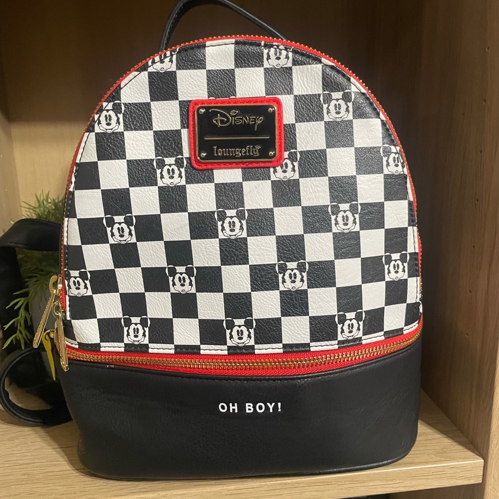 Mickey mouse disney loungefly mini backpack